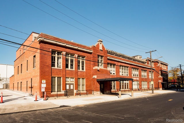 1395 Antietam Ave 49, Detroit city