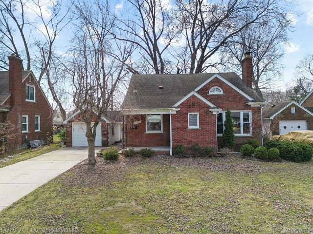 20488 Fleetwood Dr, Harper Woods city