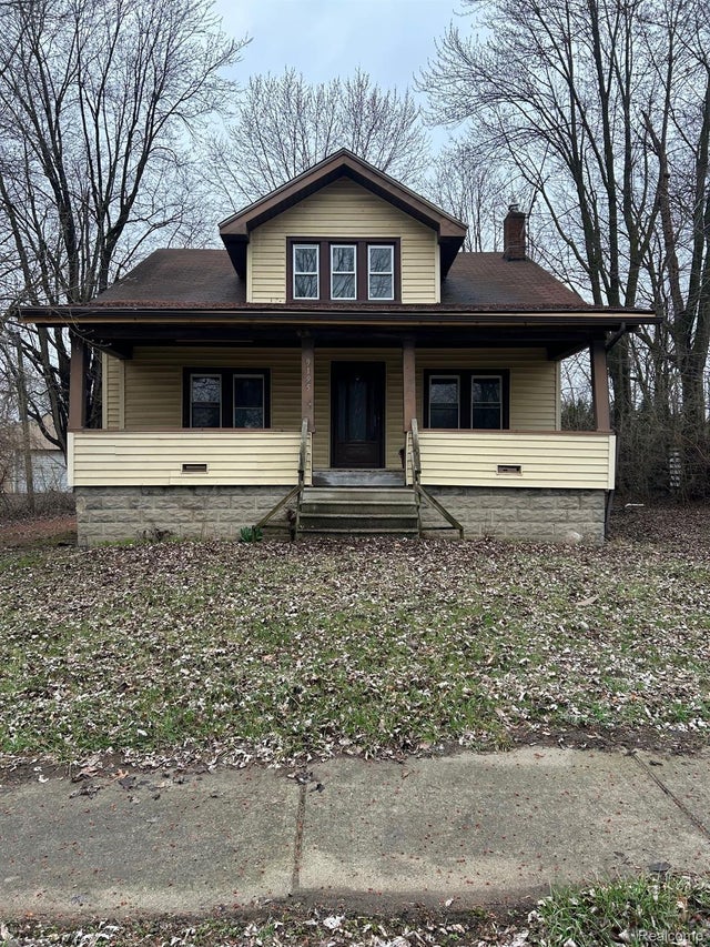 9195 N Canton Center Rd, Plymouth charter township