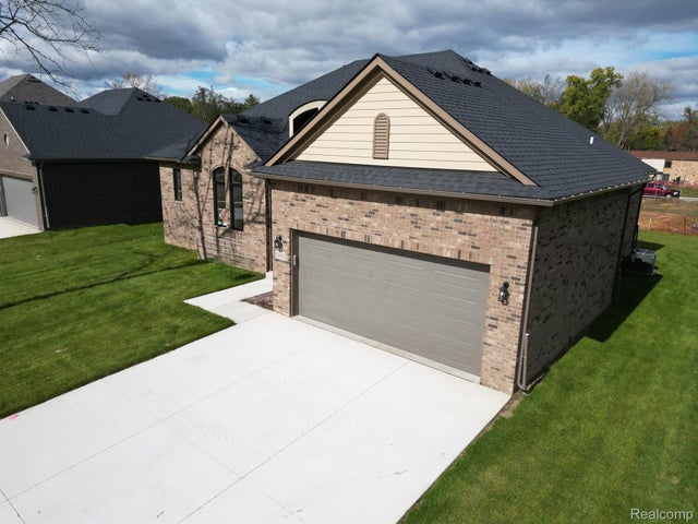 21812 Duns Scotus St #7, Southfield city