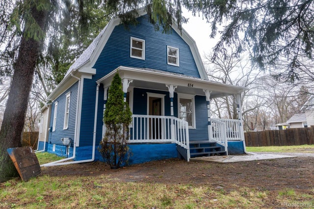 834 N Brown St, Blackman charter township