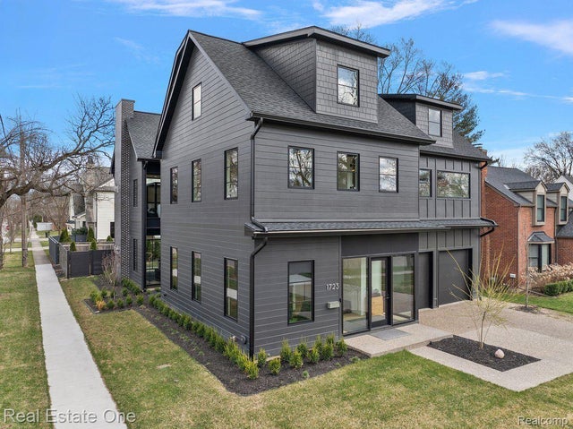 1723 Birmingham Blvd, Birmingham city