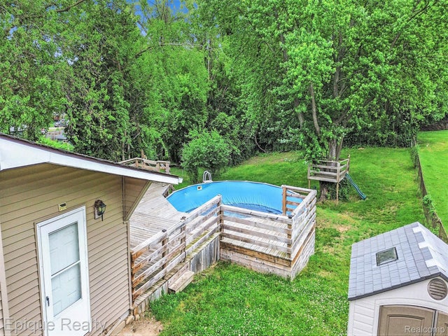 188 N Avery Rd, Waterford charter township
