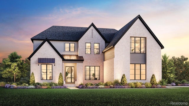 2429 Provencal Dr, Commerce charter township