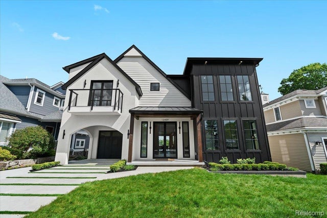 13459 Haddon St, Fenton charter township