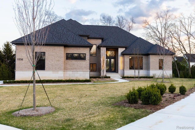 1538 Linden, Rochester Hills city