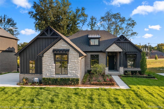 11812 Encore Dr, Shelby charter township
