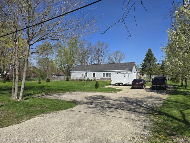 10537 Willis Rd, Augusta charter township