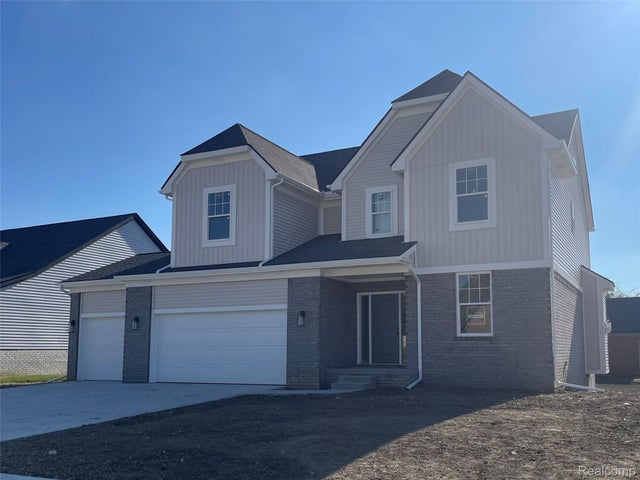 28326 Nadia Ln, Chesterfield township