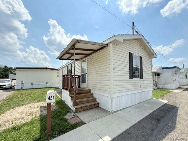 22600 Middlebelt Road, Lot A-27, Farmington Hills city