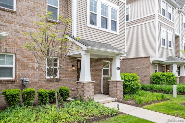 3217 Chambers W 87, Wixom city