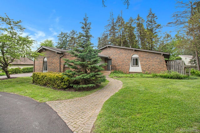 7831 Caberfae Trail, Independence charter township