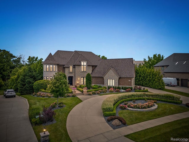 3906 Thatcher Drive, Rochester Hills city