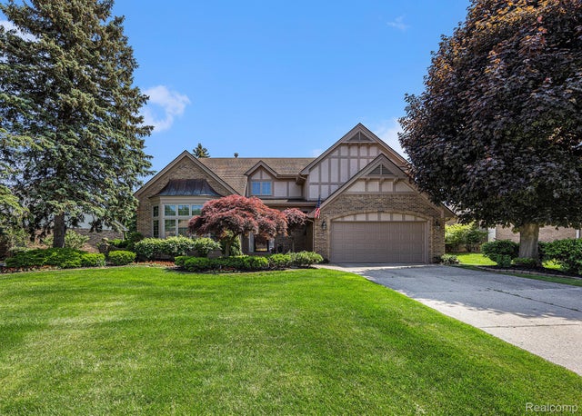31220 Country Ridge Circle, Farmington Hills city