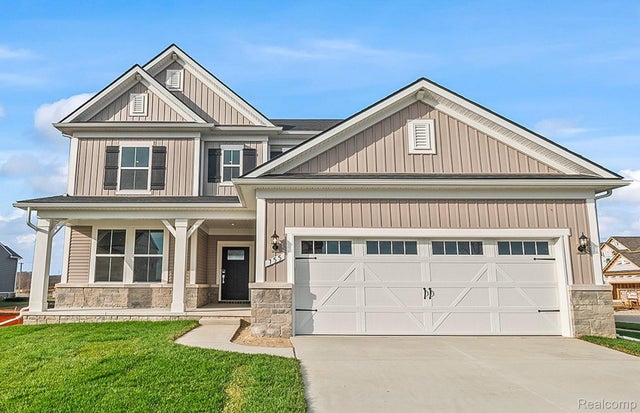 59571 Schuss Gully Drive, South Lyon city