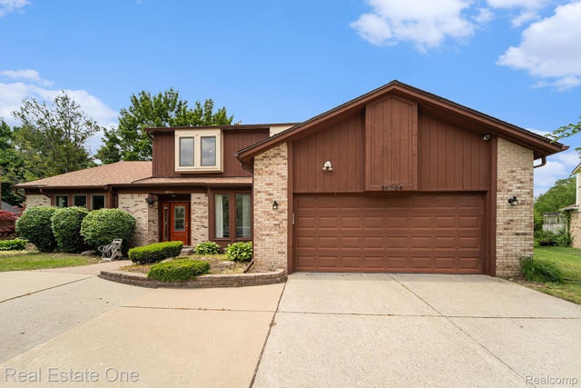 36904 Fox Glen, Farmington Hills city