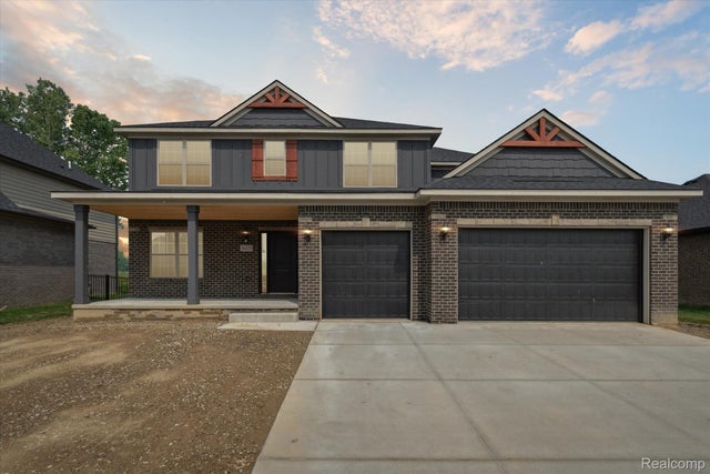 56470 Leeds Lane, Macomb township