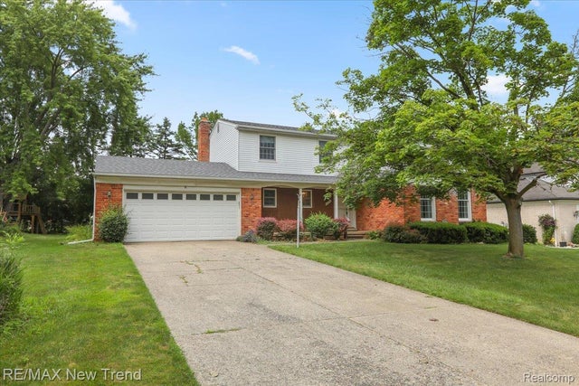 44304 Galway Drive, Northville city
