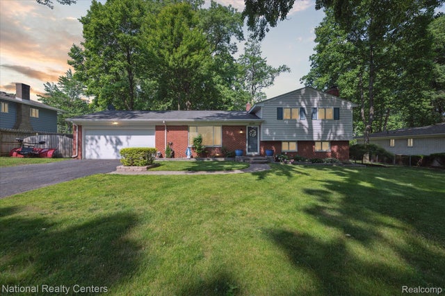 5605 Kingfisher Lane, Independence charter township