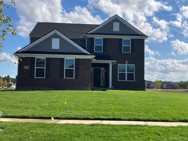 26758 Starters Way, South Lyon city