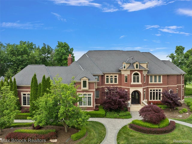 7428 Foxburg Court, Independence charter township