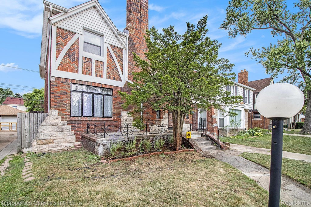 17585 Wisconsin Street, Detroit city