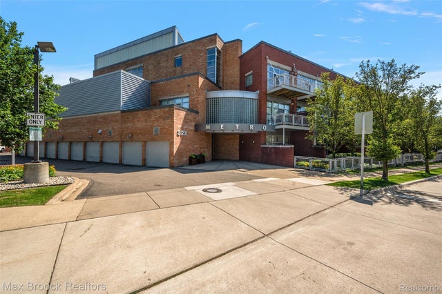 322 E Harrison Avenue 18, Royal Oak city