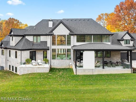 815 N Milford Road, Milford village