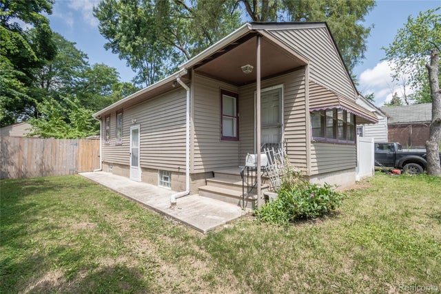 785 Kenilworth Avenue, Pontiac city