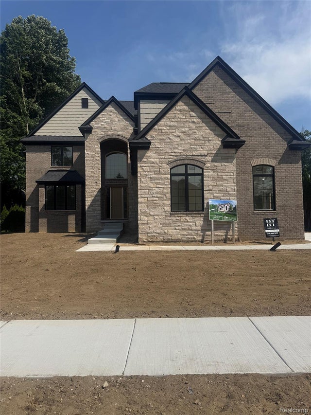 14173 Provim Forest, Shelby charter township