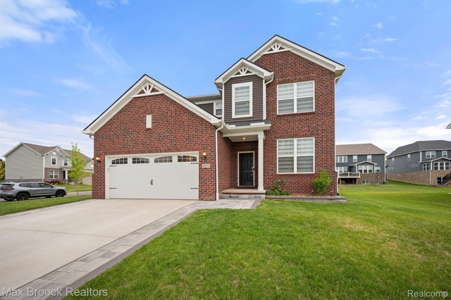2610 Ironton Drive, Commerce charter township