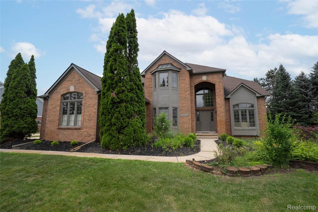 24145 Windridge Lane, Novi city