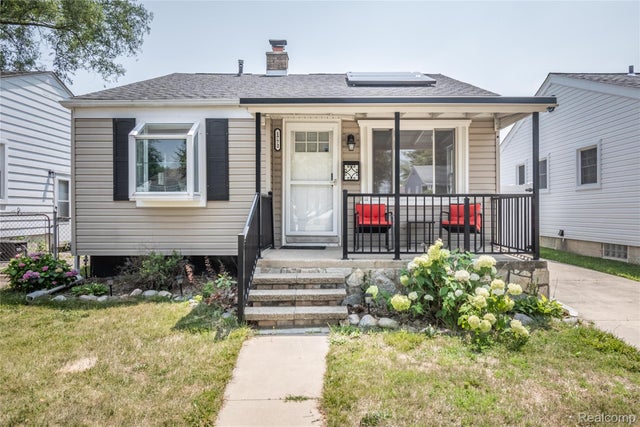 1772 University Street, Ferndale city