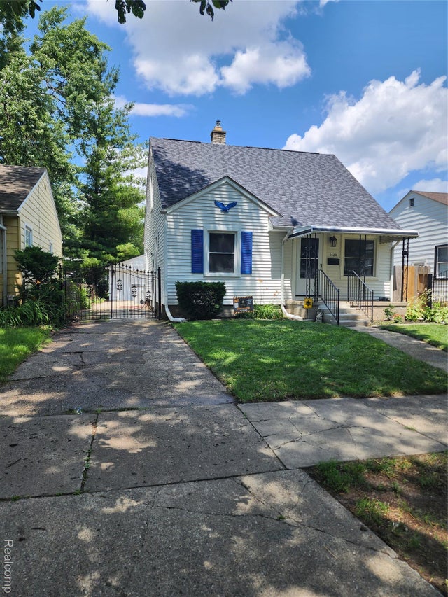 1429 E Milton Avenue, Hazel Park city