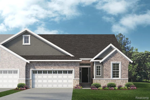 61612 Empire Road, Lyon charter township