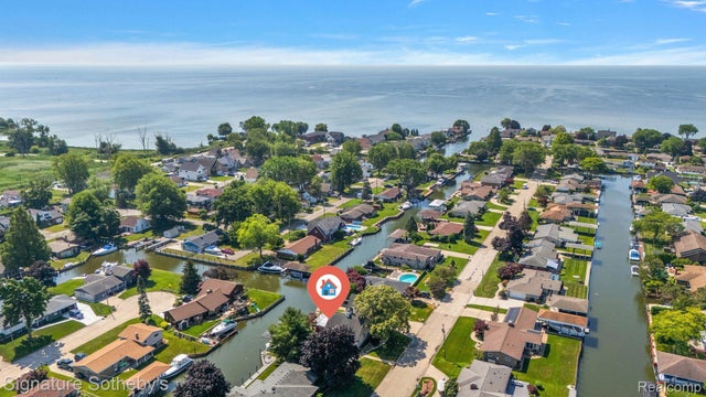 38008 Seaway Court, Harrison charter township