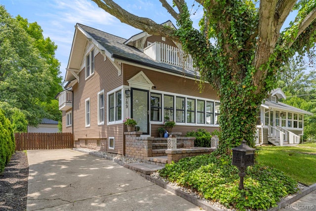 789 Carpenter Street, Northville city