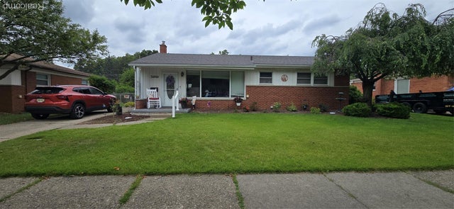 34950 W Chicago Street, Livonia city