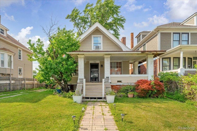 740 Pingree Street, Detroit city