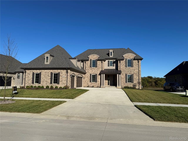 55590 Laurel Oaks Lane, Shelby charter township