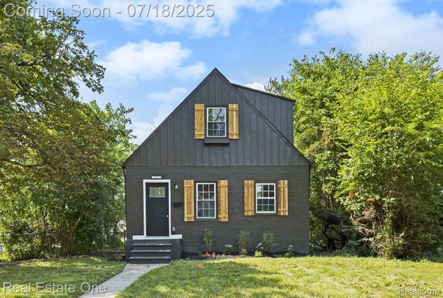 2111 Wiltshire Road, Berkley city
