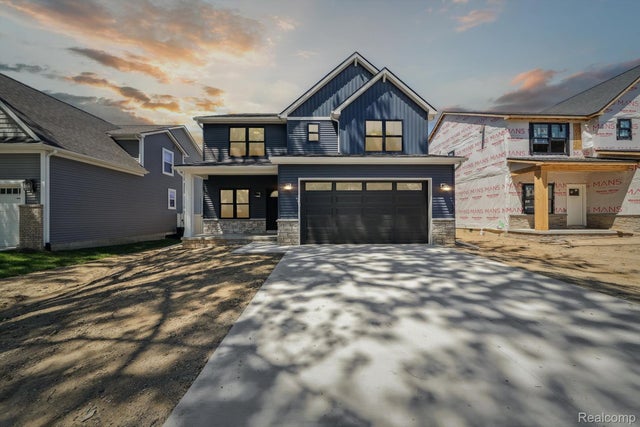 9453 Brookline Avenue, Plymouth charter township