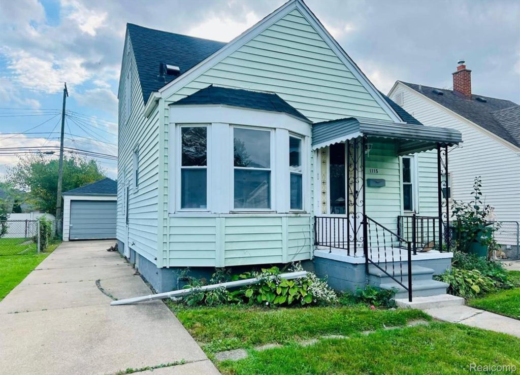 1115 Mill Street, Lincoln Park city