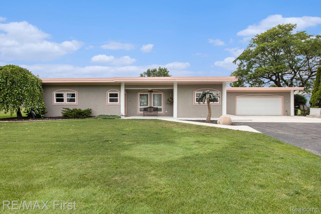 48855 Salt River Drive, Chesterfield township