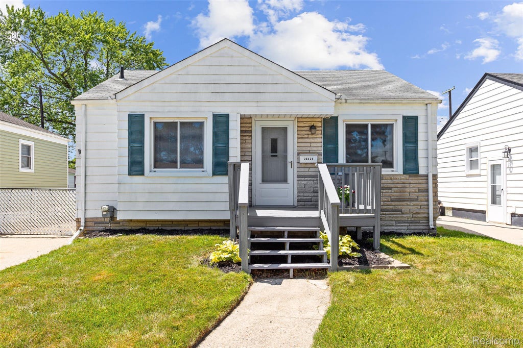 25239 Lehner Street, Roseville city