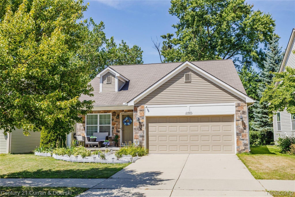 13985 Breakfast Drive, Redford charter township