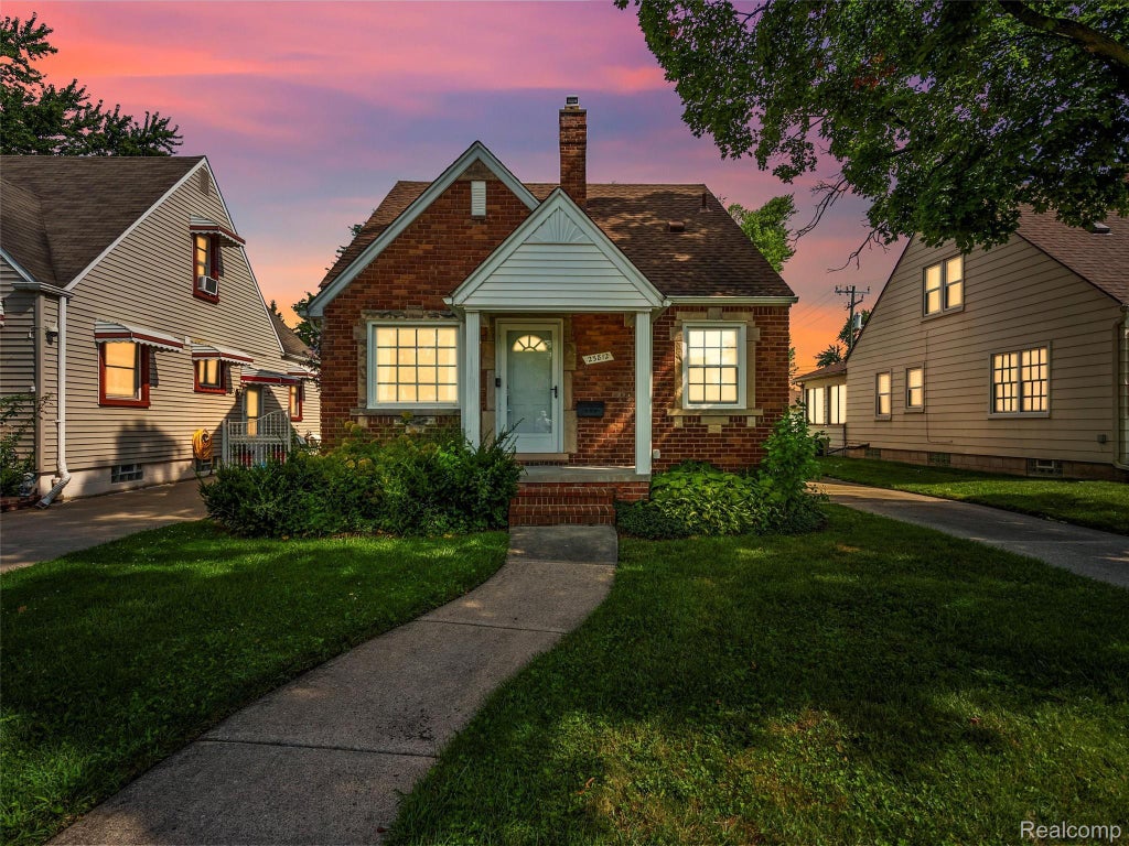 23812 Buckingham Street, Dearborn city