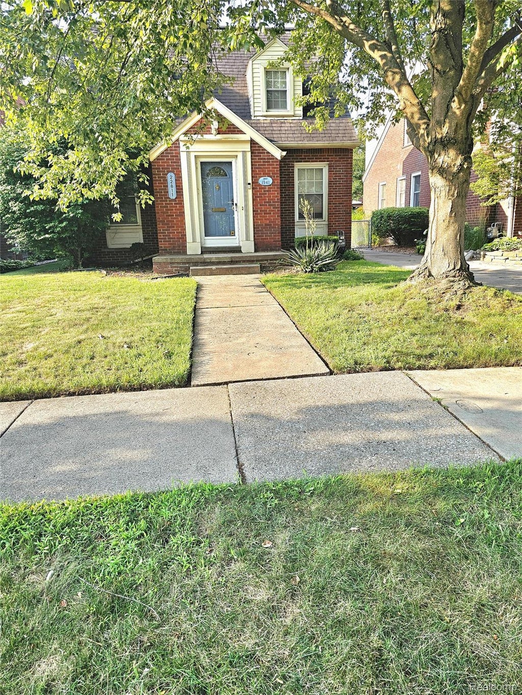 22811 Marlboro Street, Dearborn city