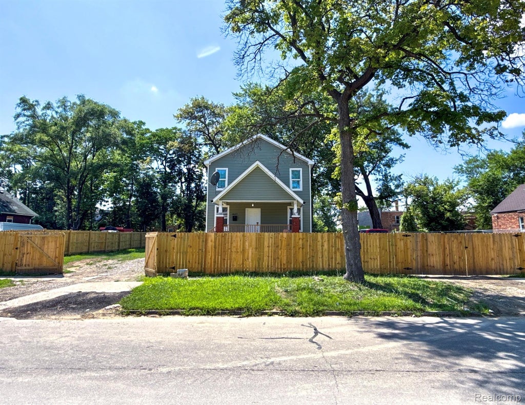 13637 Manor Street, Detroit city