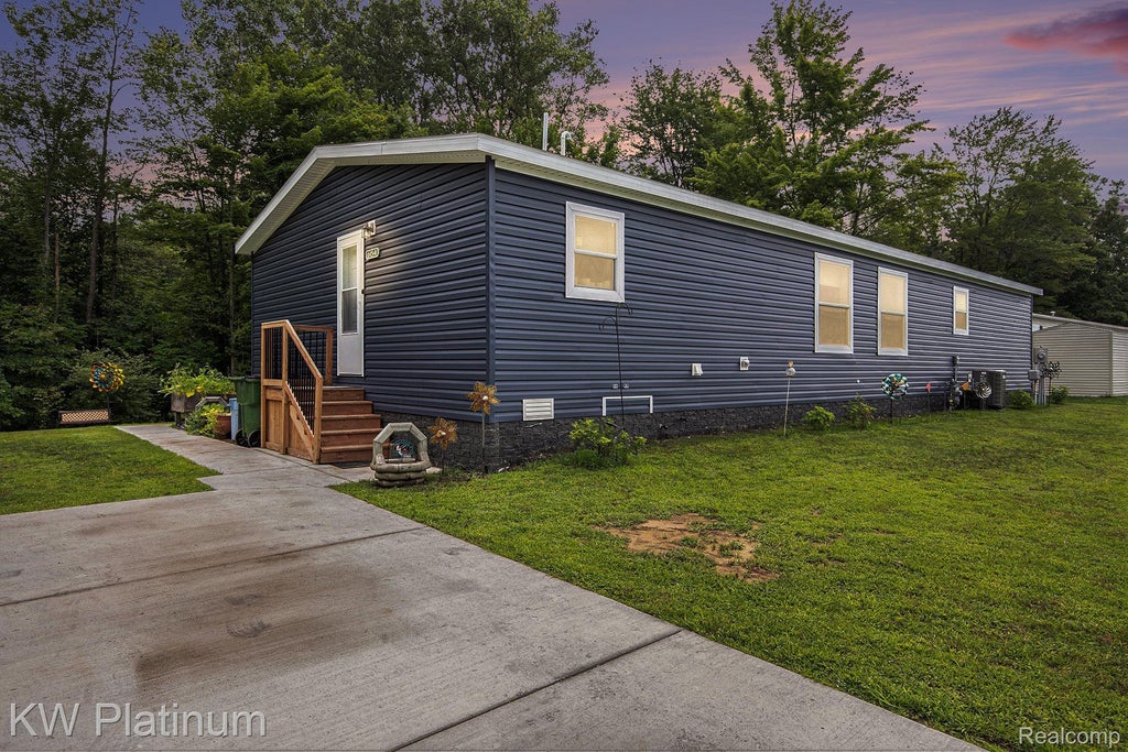 6154 Birch Creek Court, Kimball township